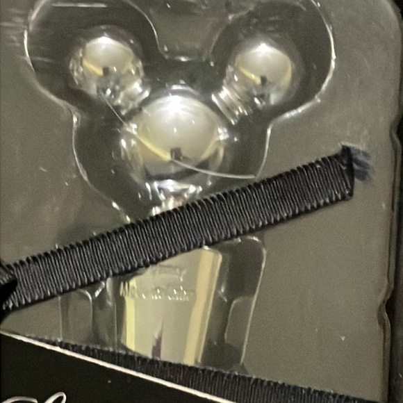 Disney Wine Stopper and Corkscrew Set NIB - Picture 5 of 6